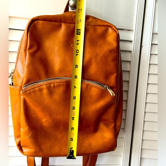 Convertible laptop backpack - Picture 9 of 11